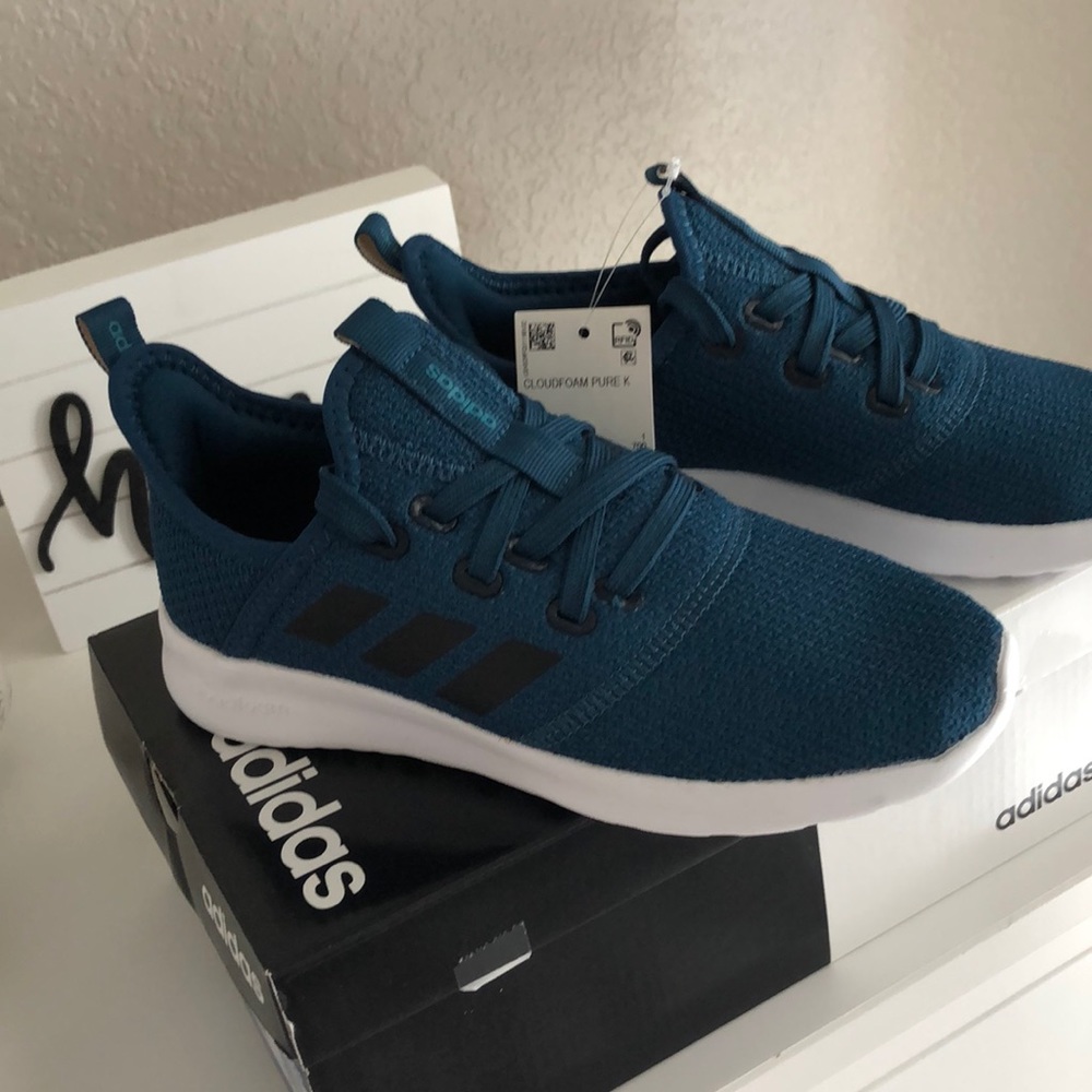 Boys Adidas Sneakers
